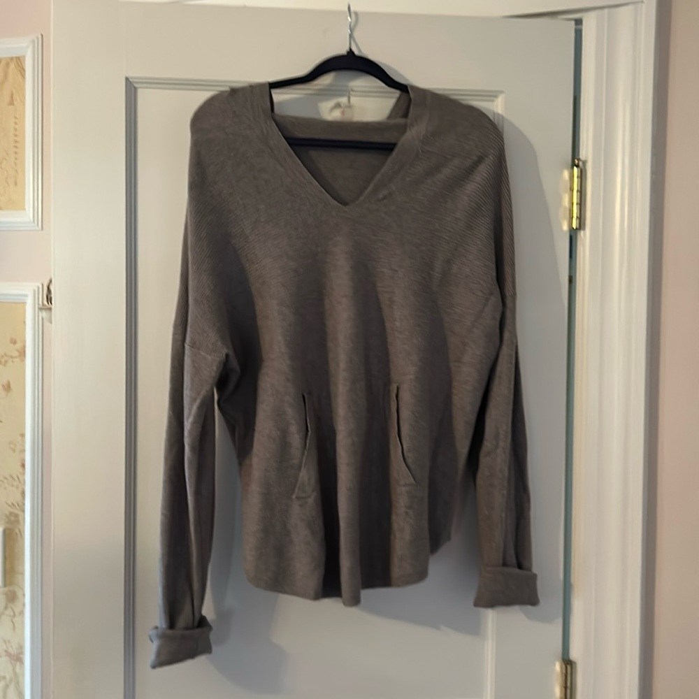 Grey cotton hooded Sioni hooded sweater size large.